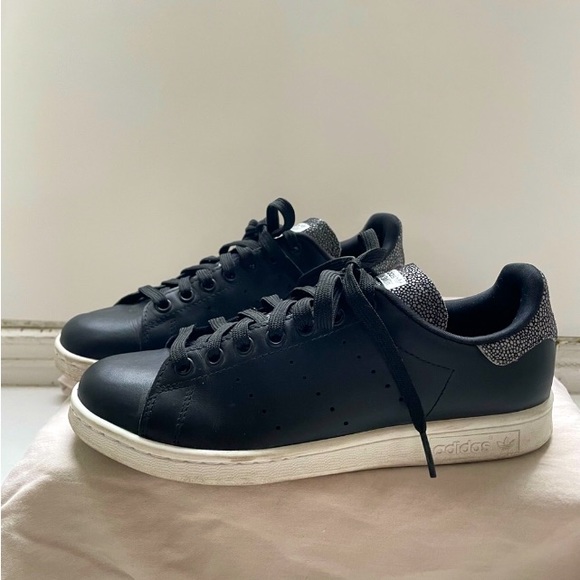WOMENS STAN SMITHS - Picture 3 of 3